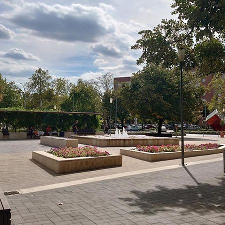 Koroesi Apartman Печ Екстериор снимка