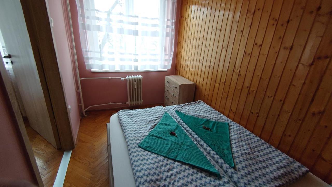 Koroesi Apartman Печ Екстериор снимка